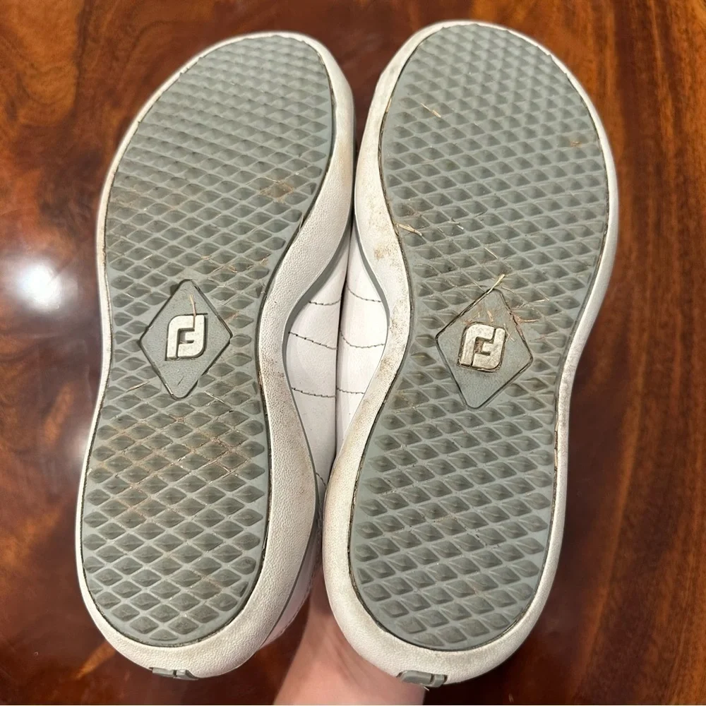 FootJoy LoPro Casual White Golf Shoes with Rainbow Laces size 7